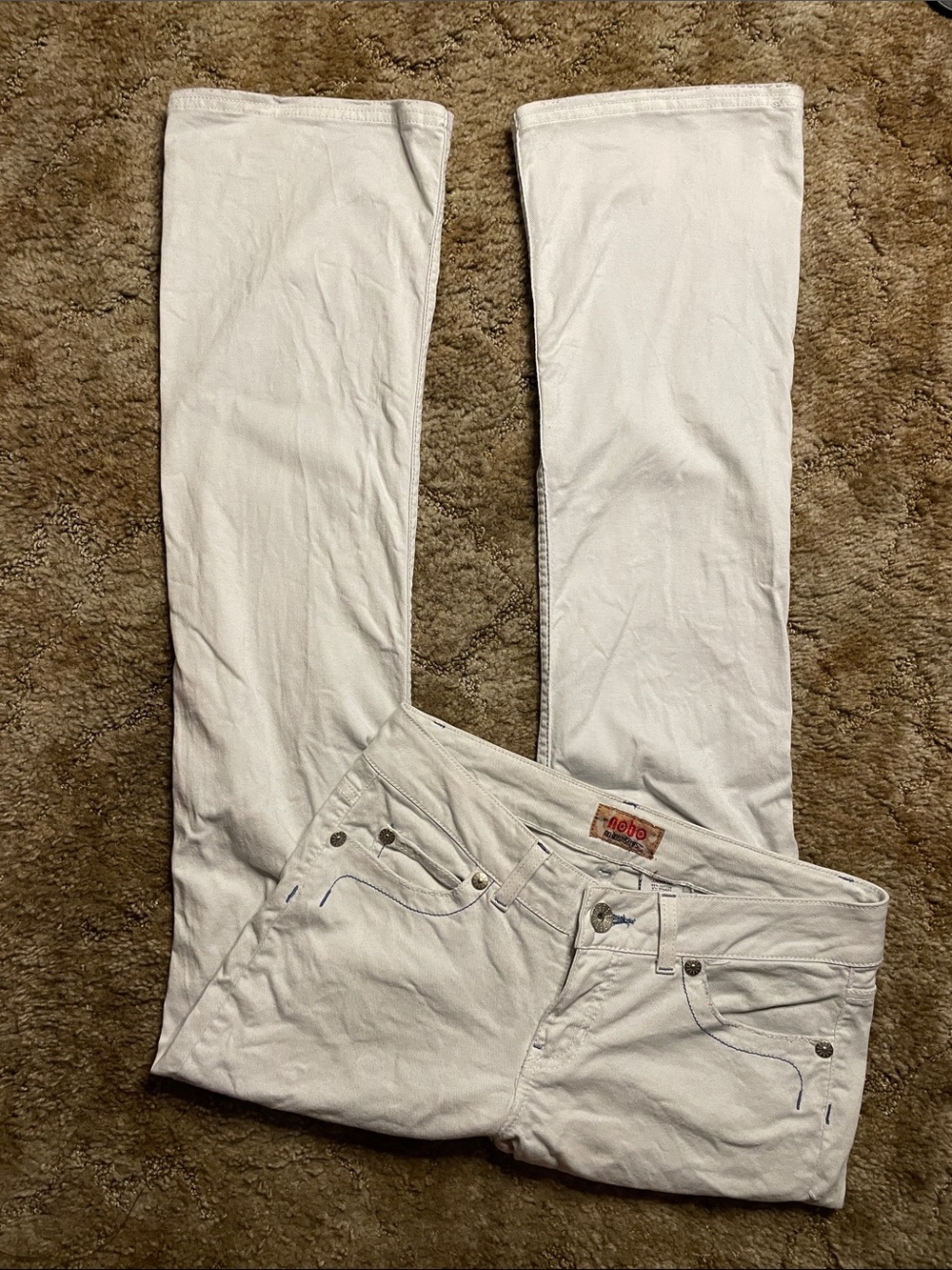 NOBO No Boundaries Y2K 2000s Style Low Rise White Embroidered Pockets Jean